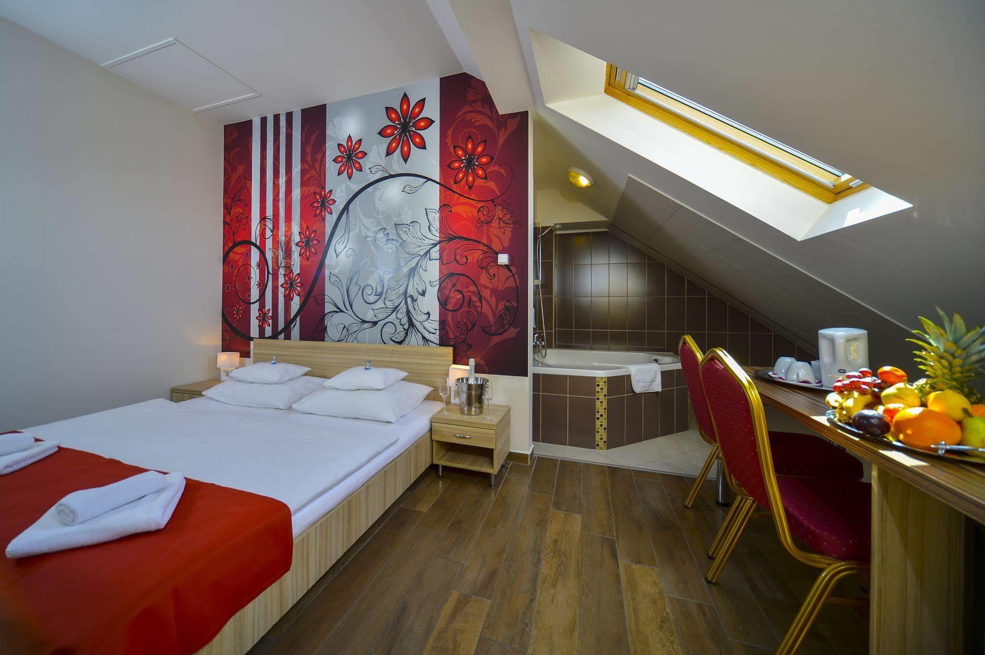 Hotel Sunshine Budapeste Exterior foto